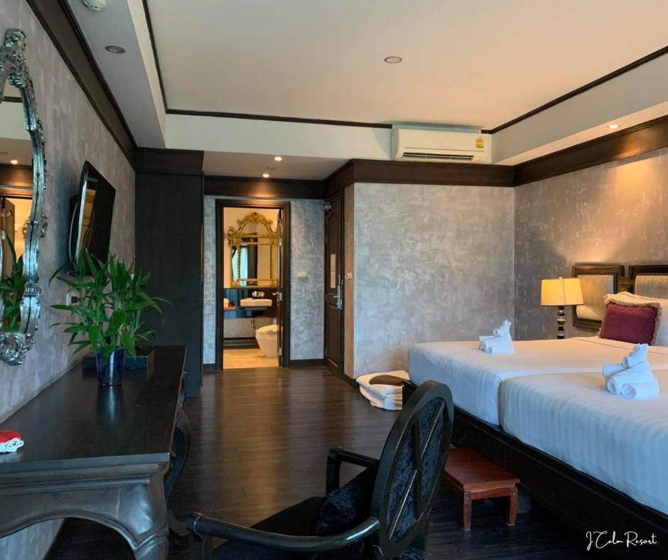 Deluxe Twin Room