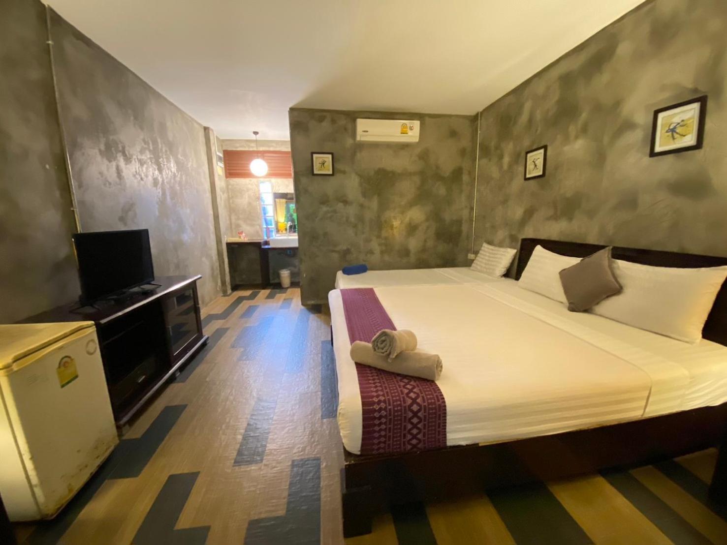 Budget Triple Room