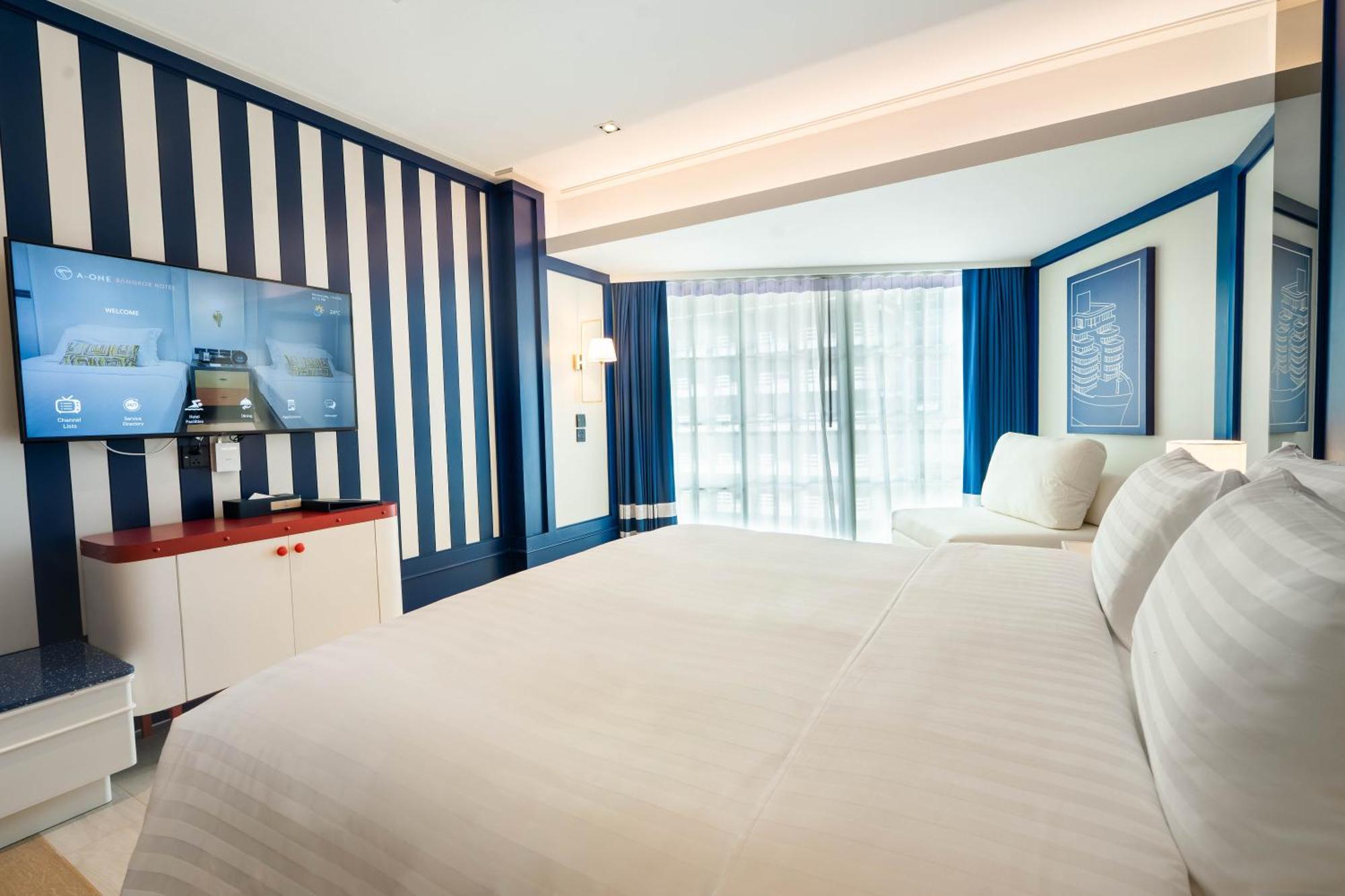 Cruise Cabin King Bed
