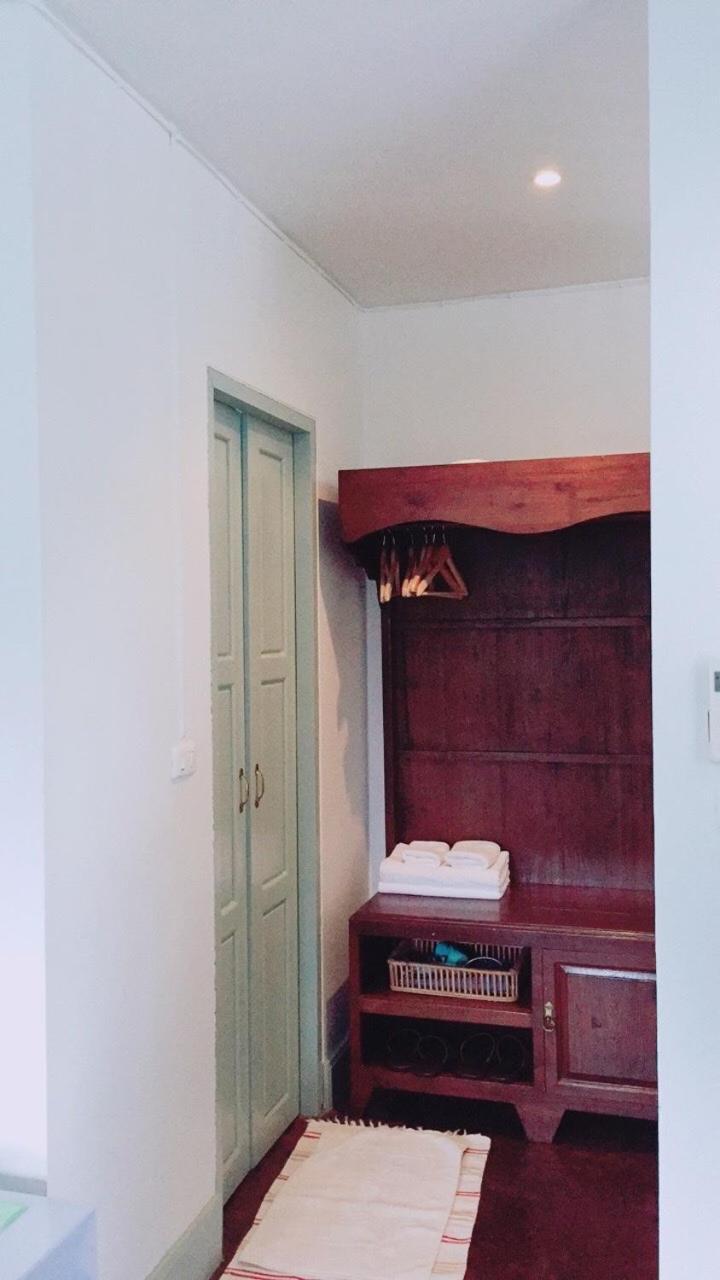 Deluxe Private Balcony Room — Large BedSingle Bed