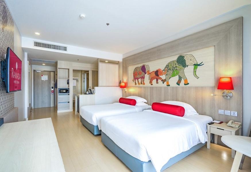 Deluxe Twin Room City View