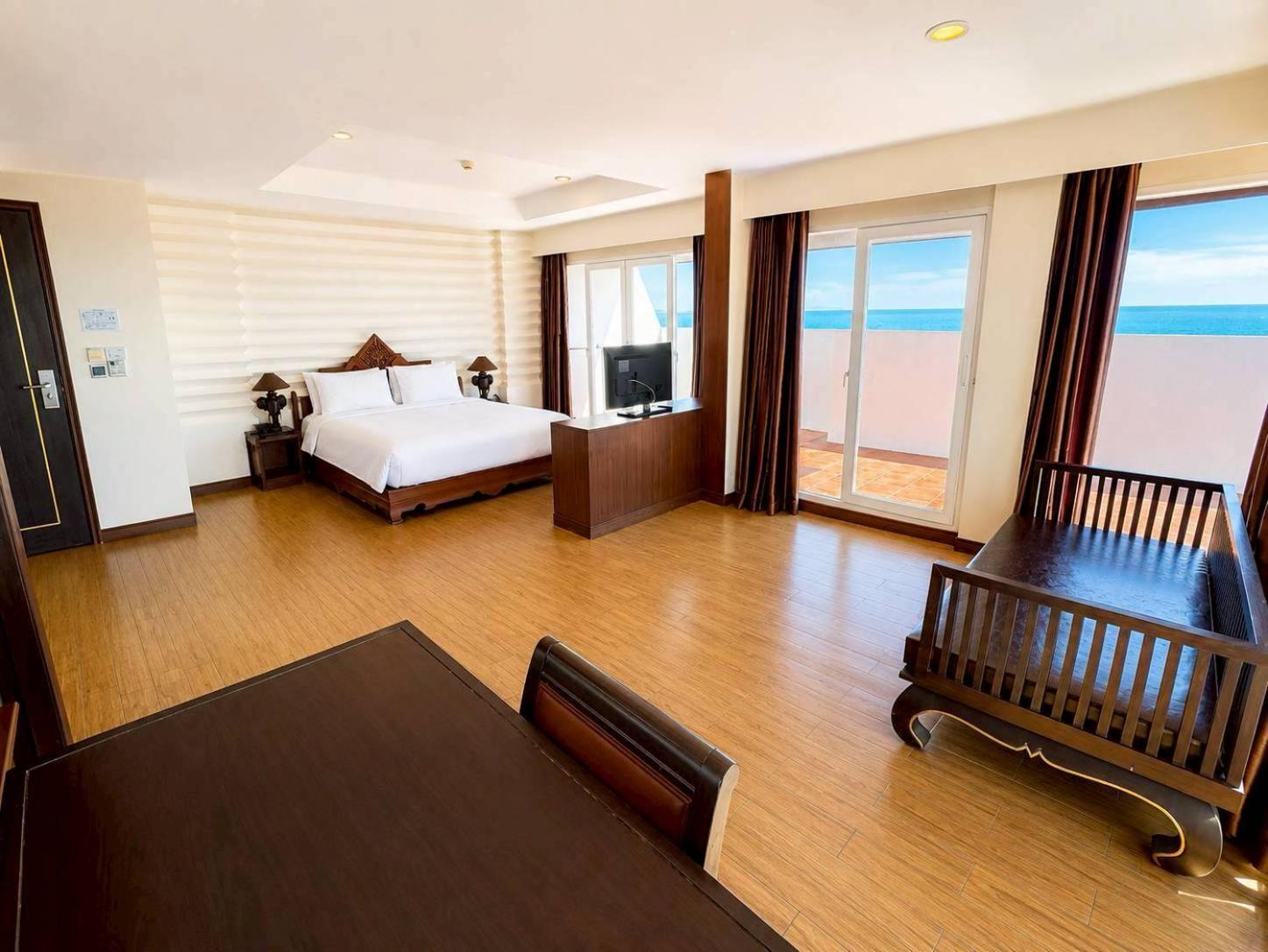 Sky Beach Suite