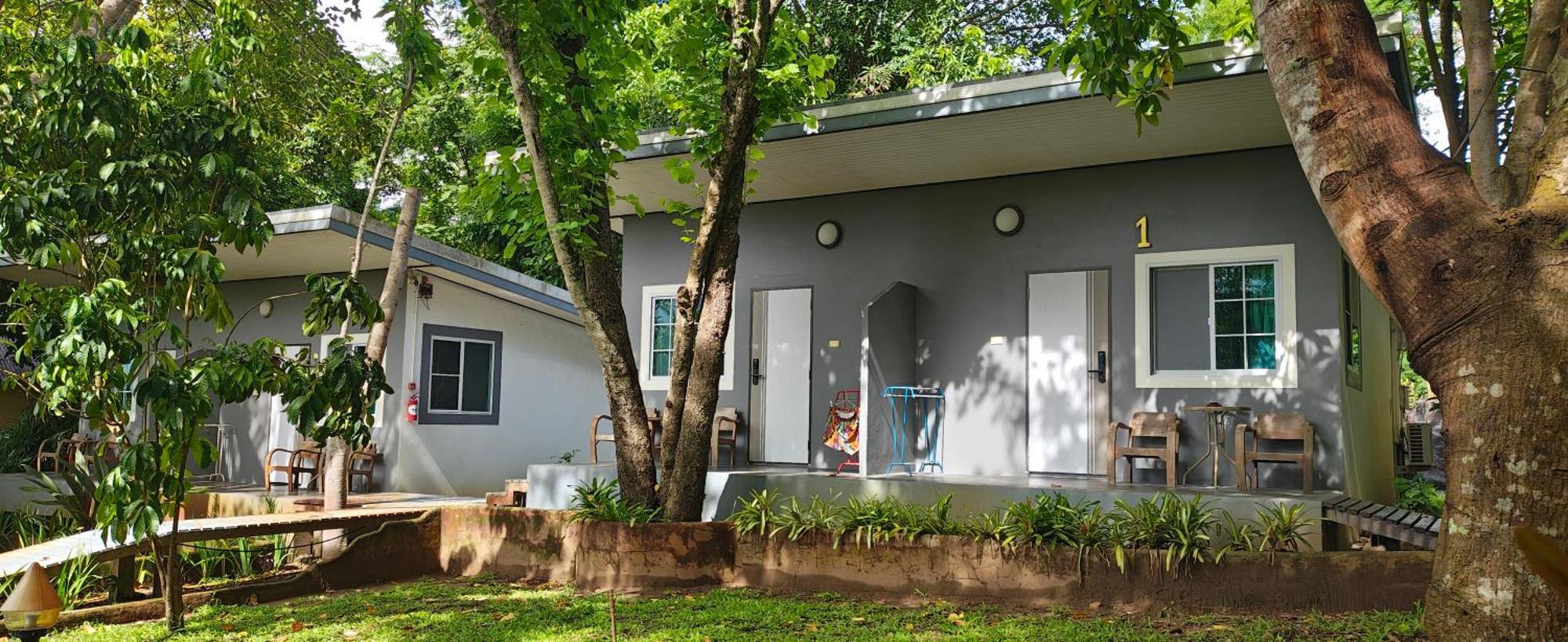 Superior Cottage
