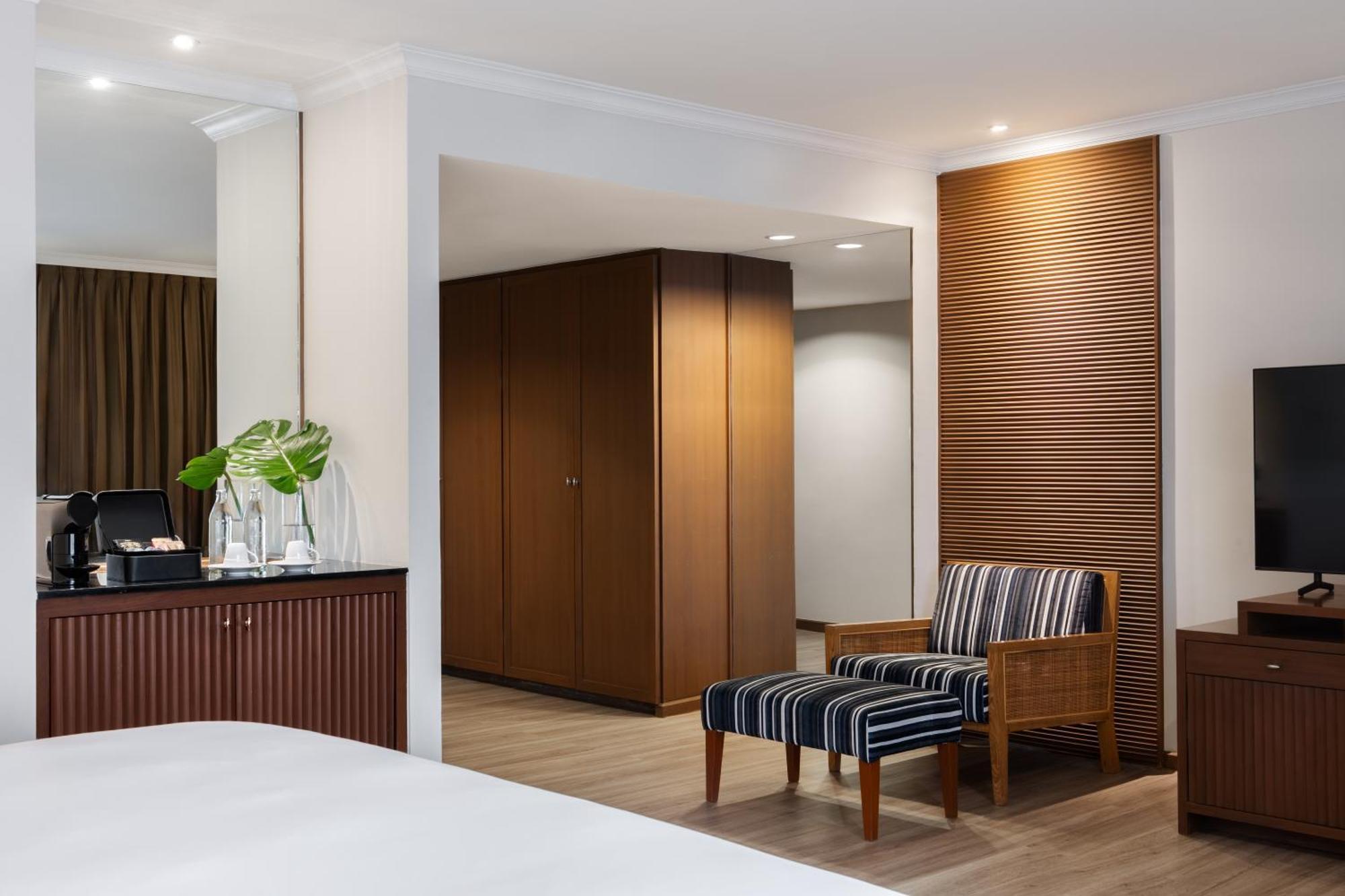 Junior Suite Twin Exclusive Benefits