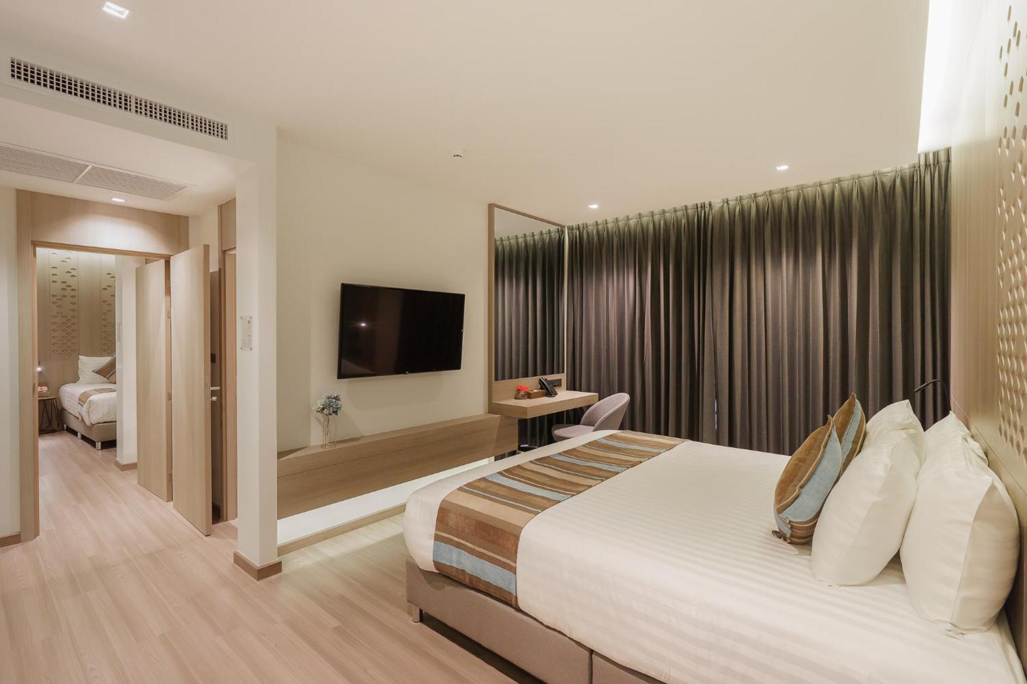 Doppel- und Zweibettzimmer mit Verbindungstür
