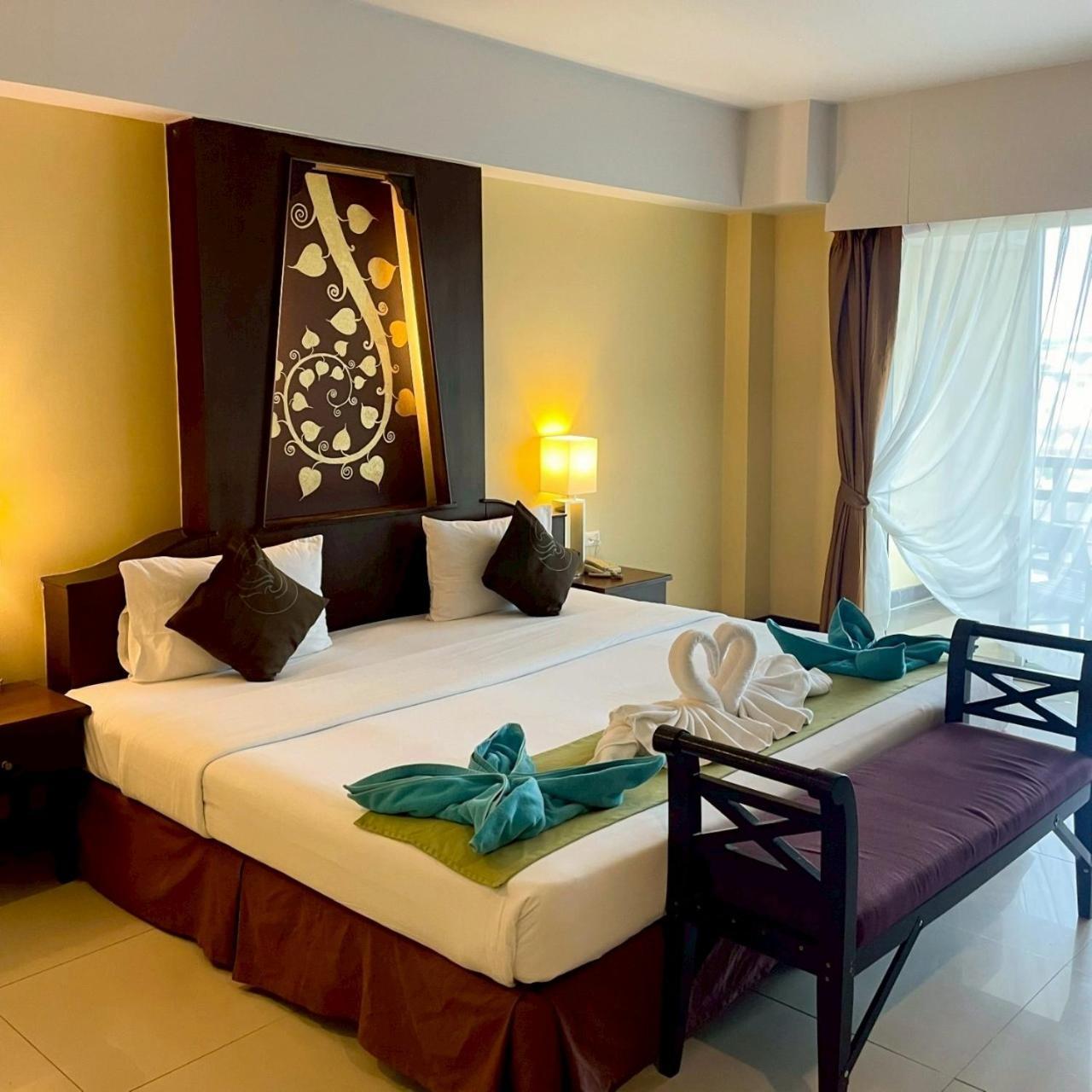 Grand Deluxe Double Room