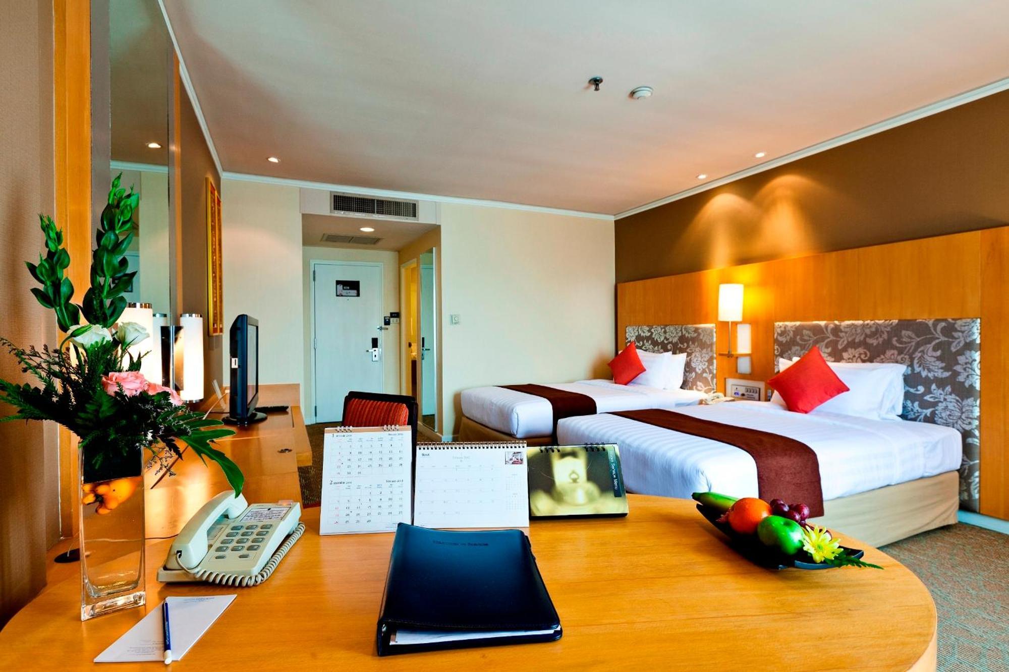 Superior Double or Twin Room City View