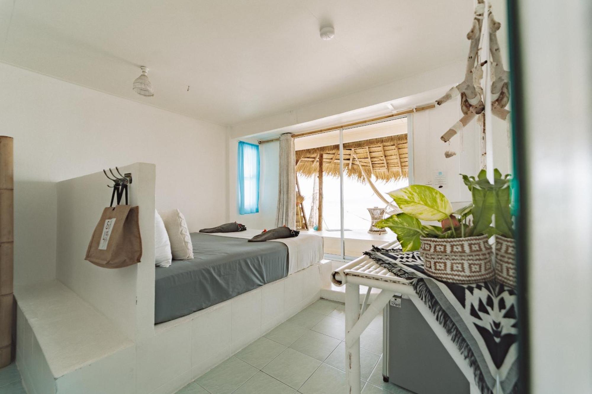 Bungalow Beach Front
