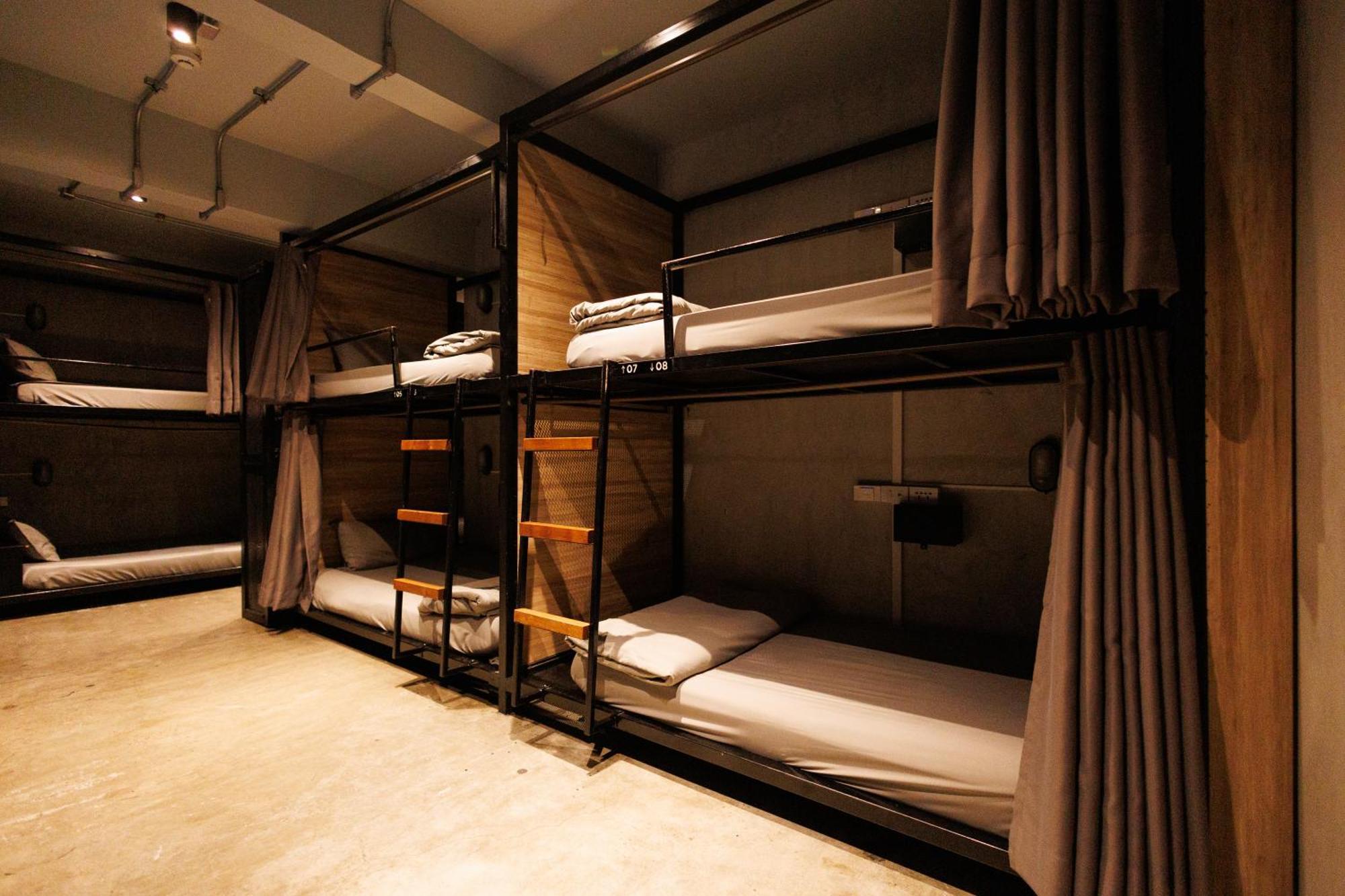 Bed 12-Bed Mixed Dormitory Room