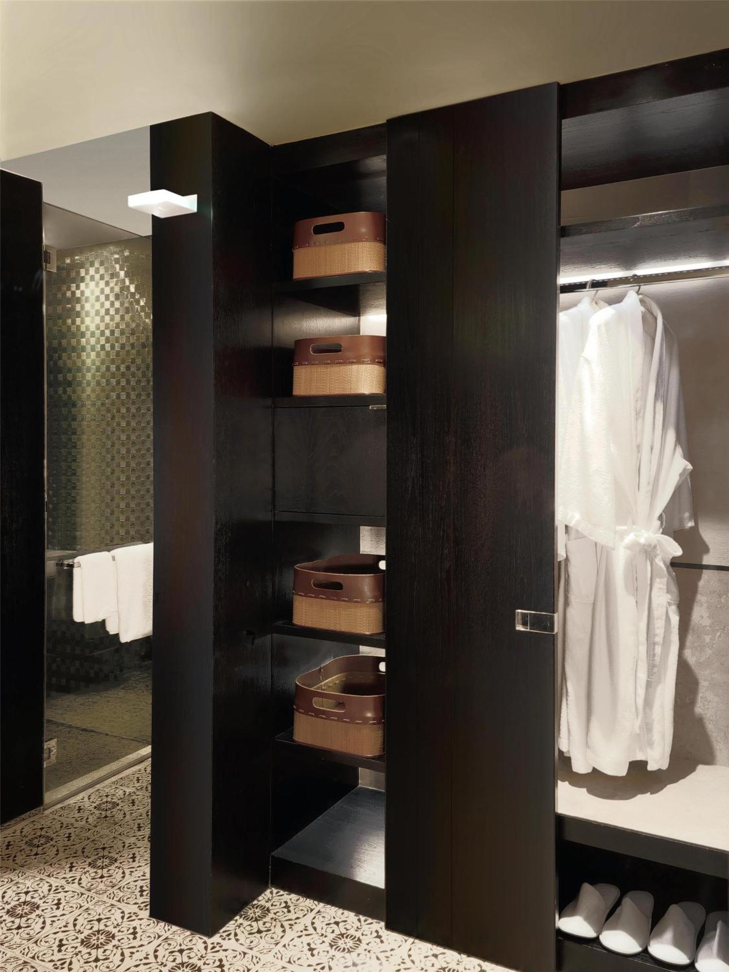 High Floor King Room