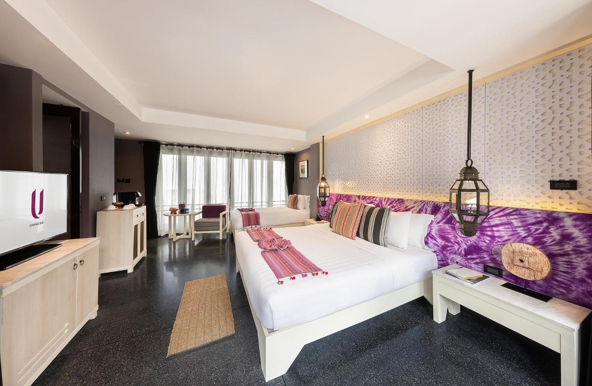 Deluxe Triple Bathtub 24 Hours of Room