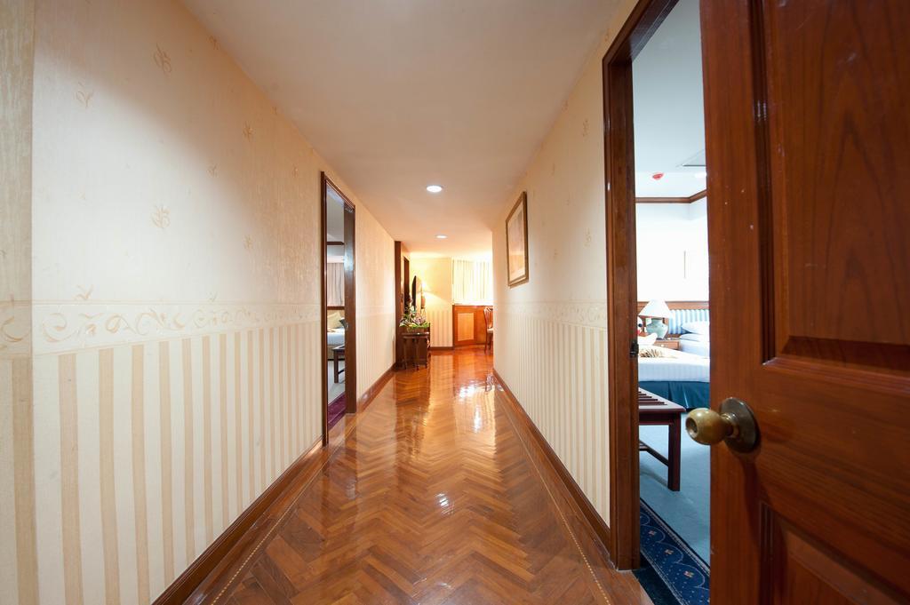 Presidential Suite