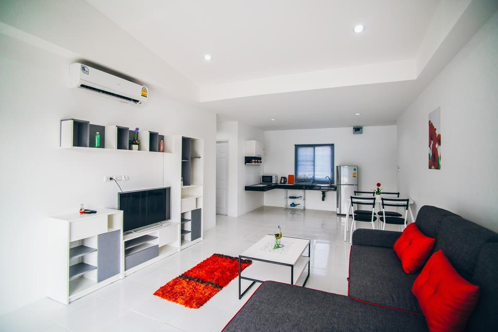 Deluxe Apartment