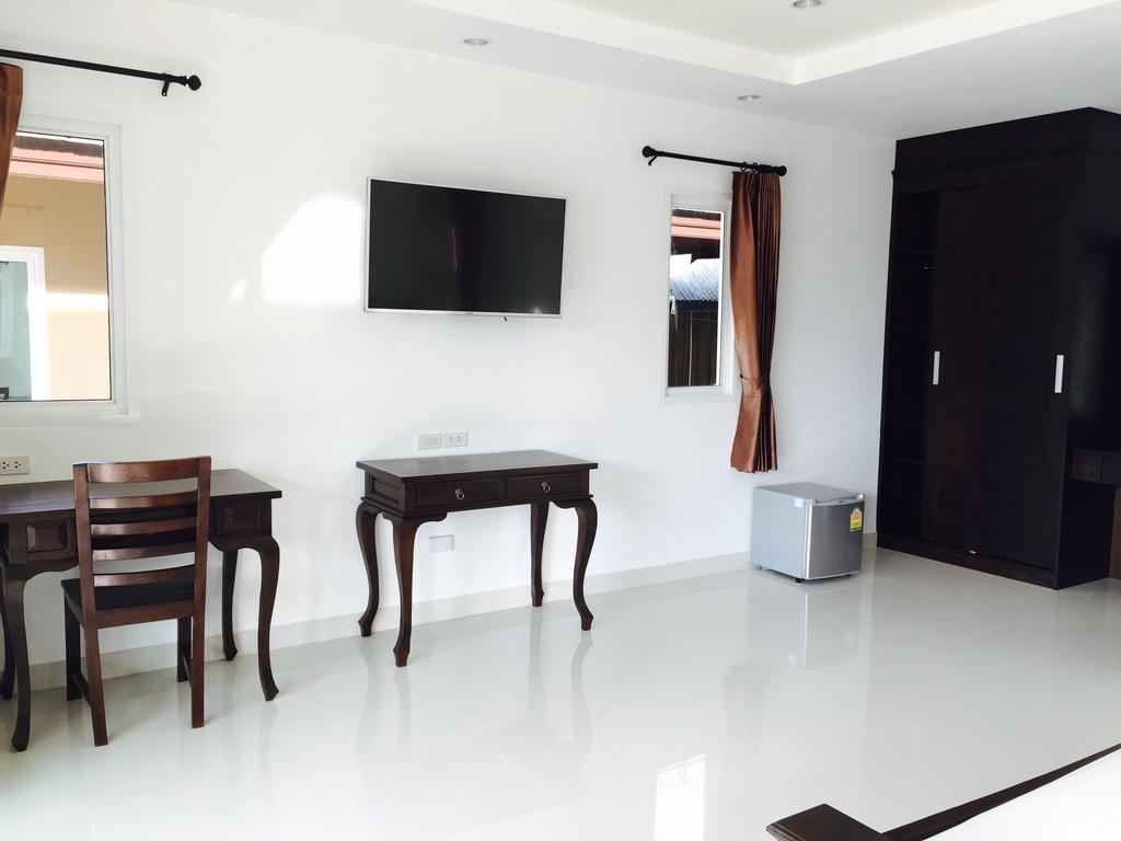 Grand Deluxe Room