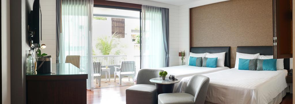 Deluxe Room with Balcony (4 Adults)