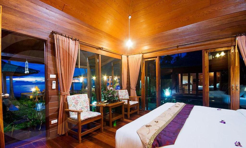 One-Bedroom Villa with Sea View