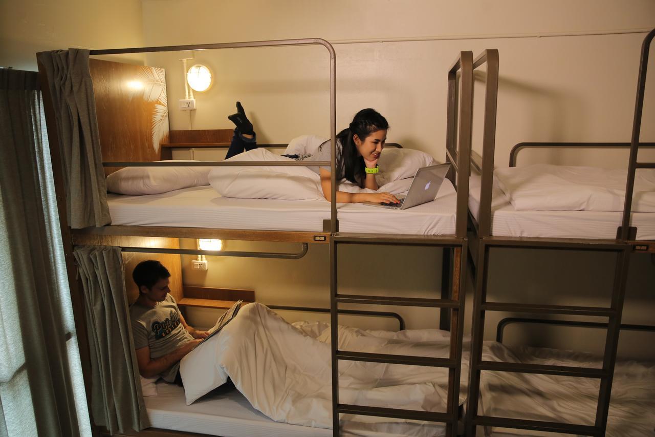 6-Bed Mixed Dormitory Room