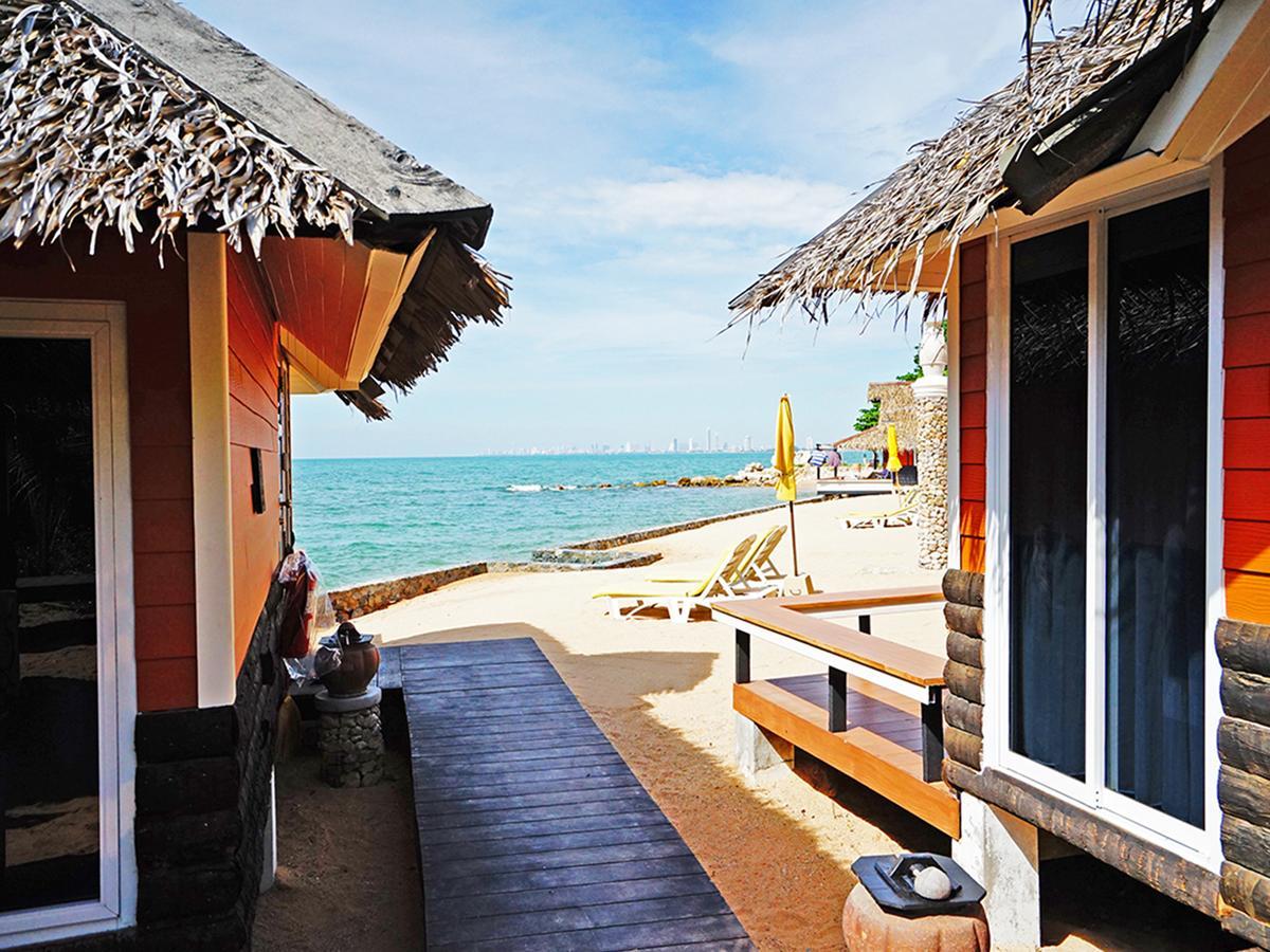 On Beach Premium Bungalow