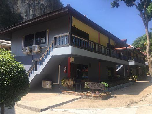 Standard Double Air Building