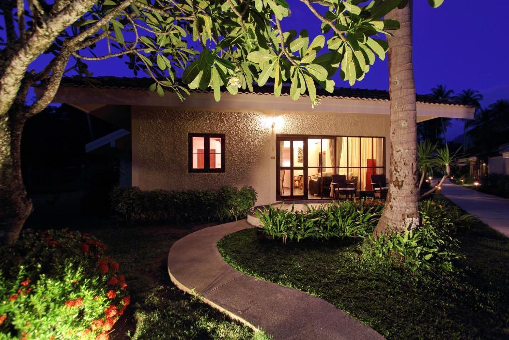 Villa with Sea View
