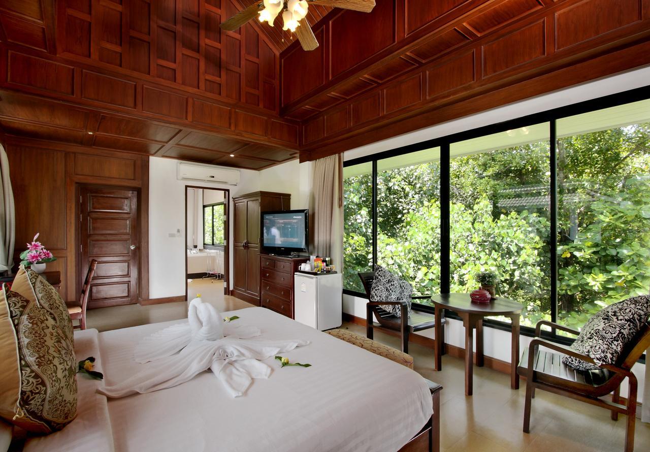 Poolside Villa