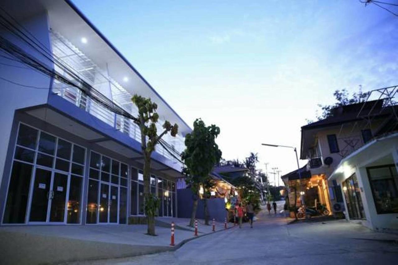 8-Bed Mixed Dormitory Room,909020797:JPEG