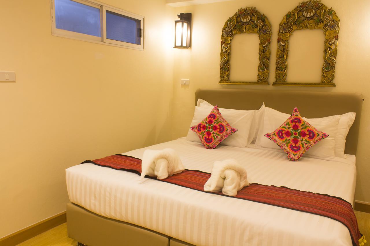 Standard Double Room no Window