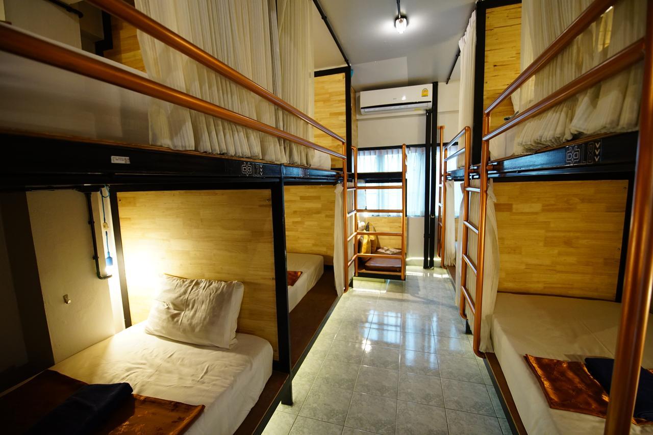 Bed 10-Bed Mixed Dormitory Room,653040105:JPEG