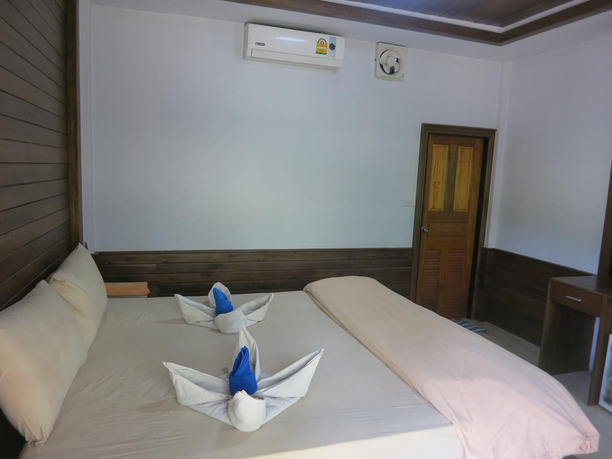 Bungalow Double Bed