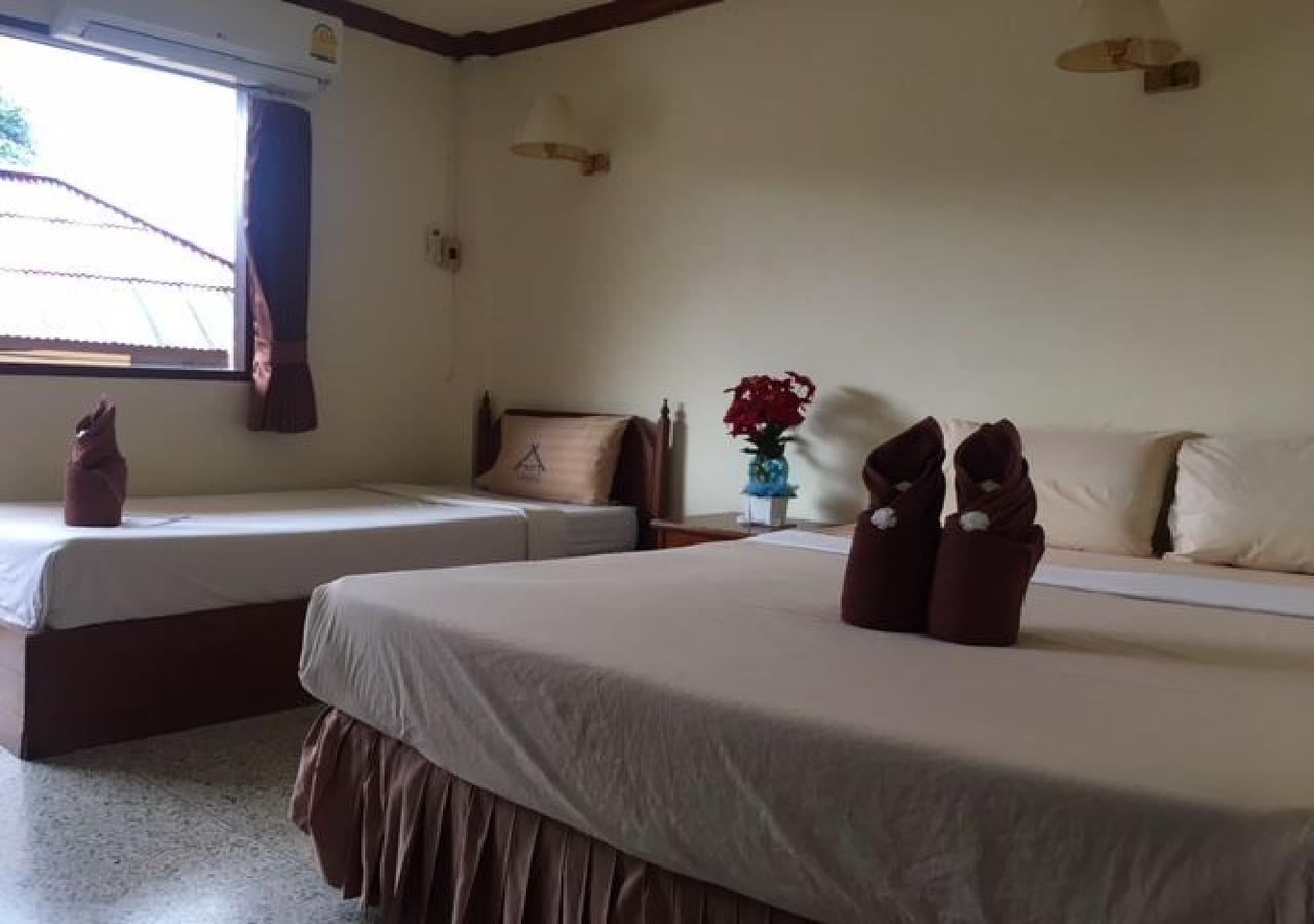 Deluxe Family Room