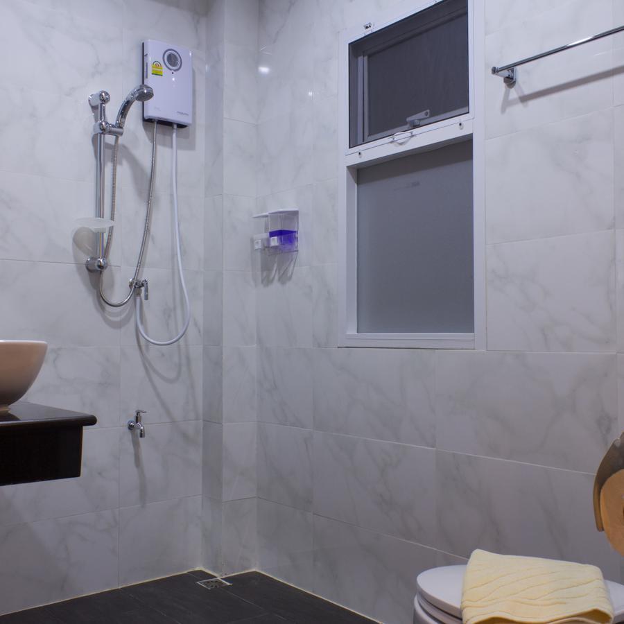 Standard Double Room no Window