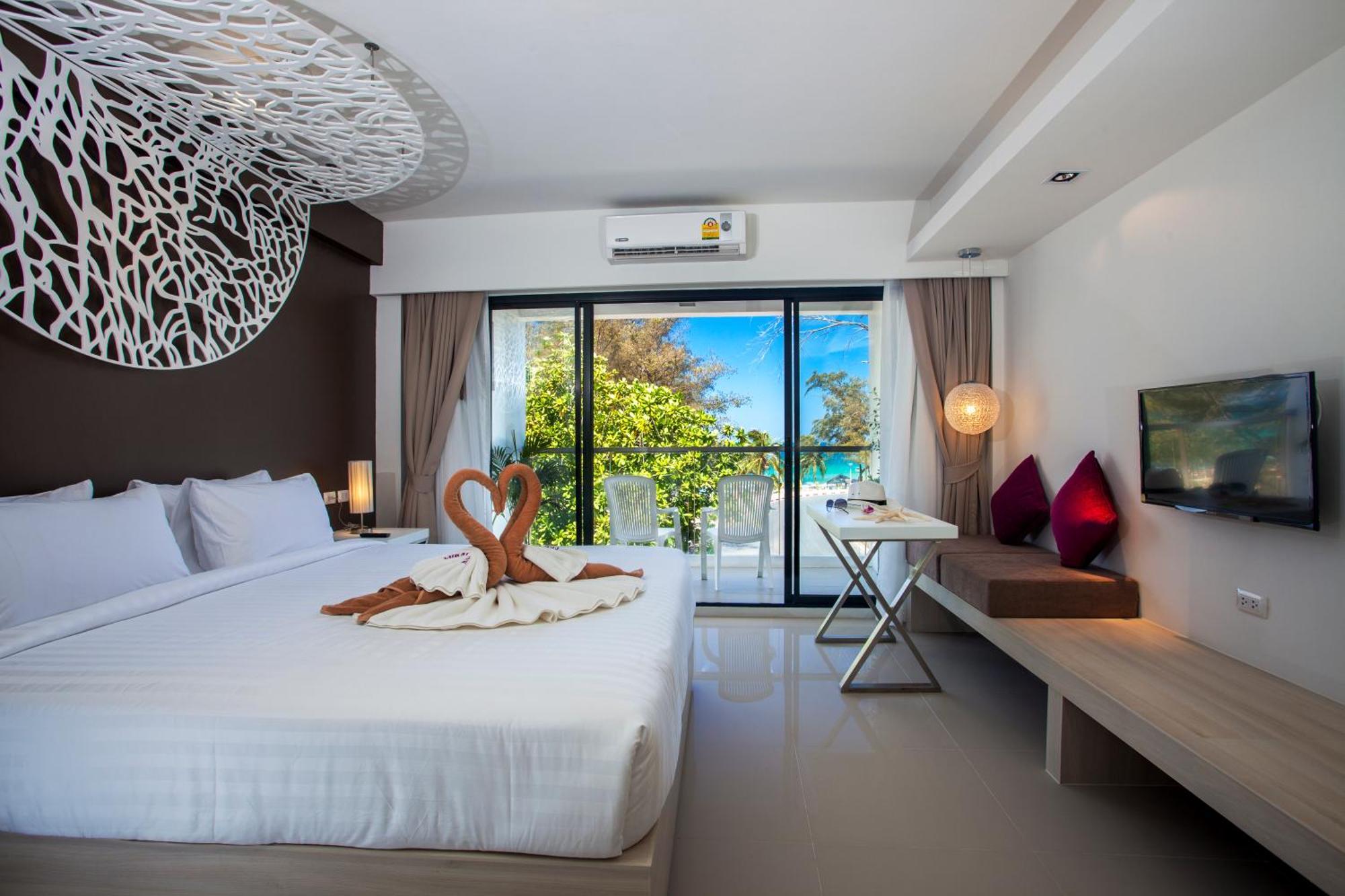 Coral Deluxe Double Room Sea View