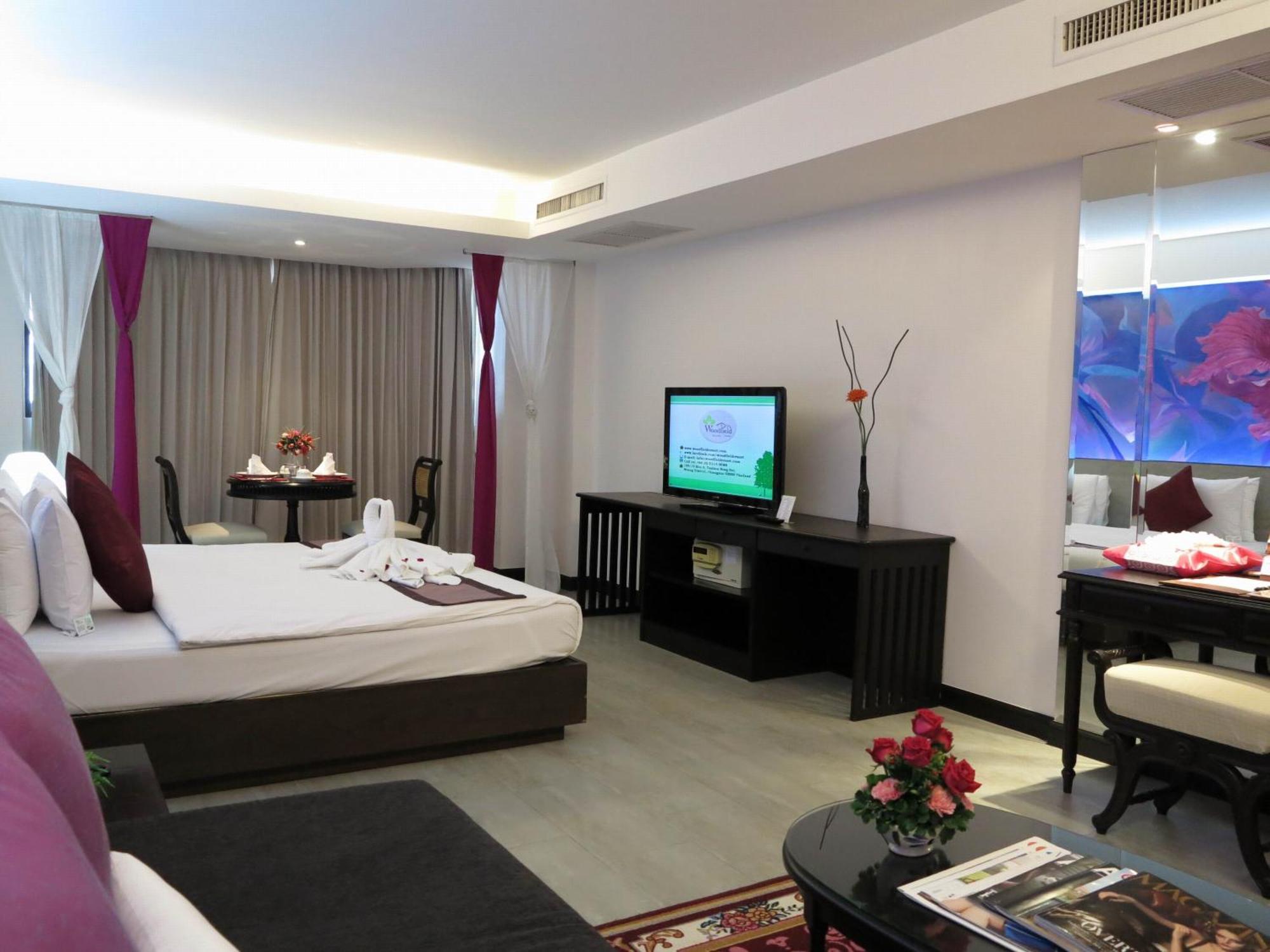 Deluxe Double or Twin Room