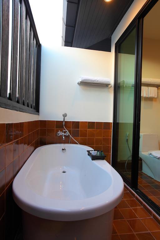 99 Deluxe Double Room,67954106:JPEG