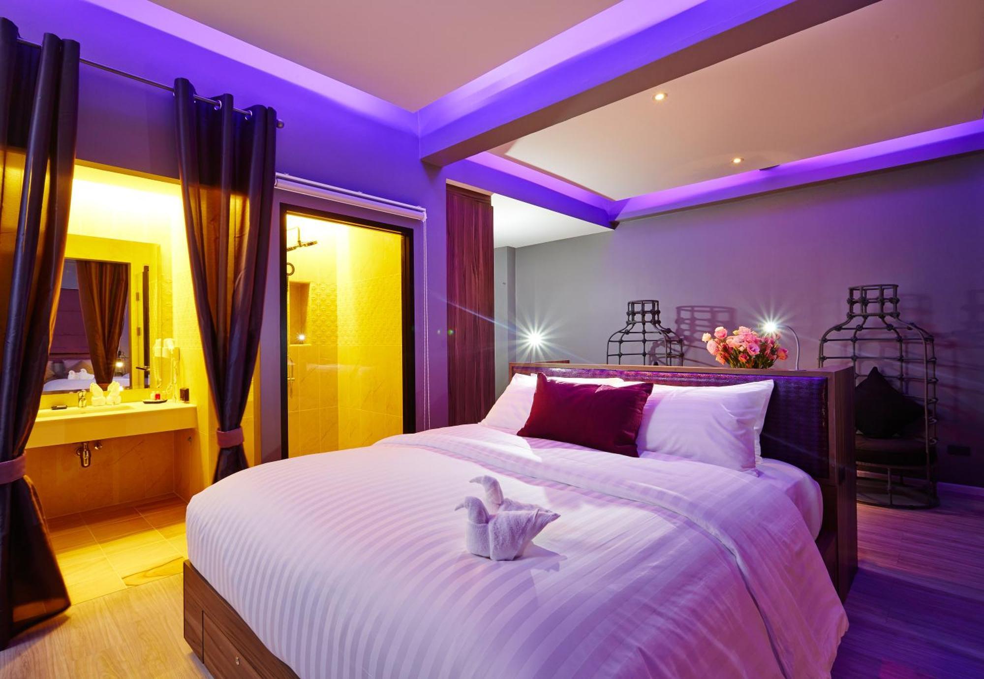 Standard King Room,113225172:JPEG
