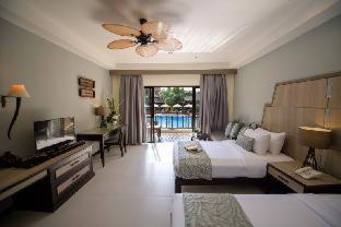 Deluxe Double or Twin Room Pool Access