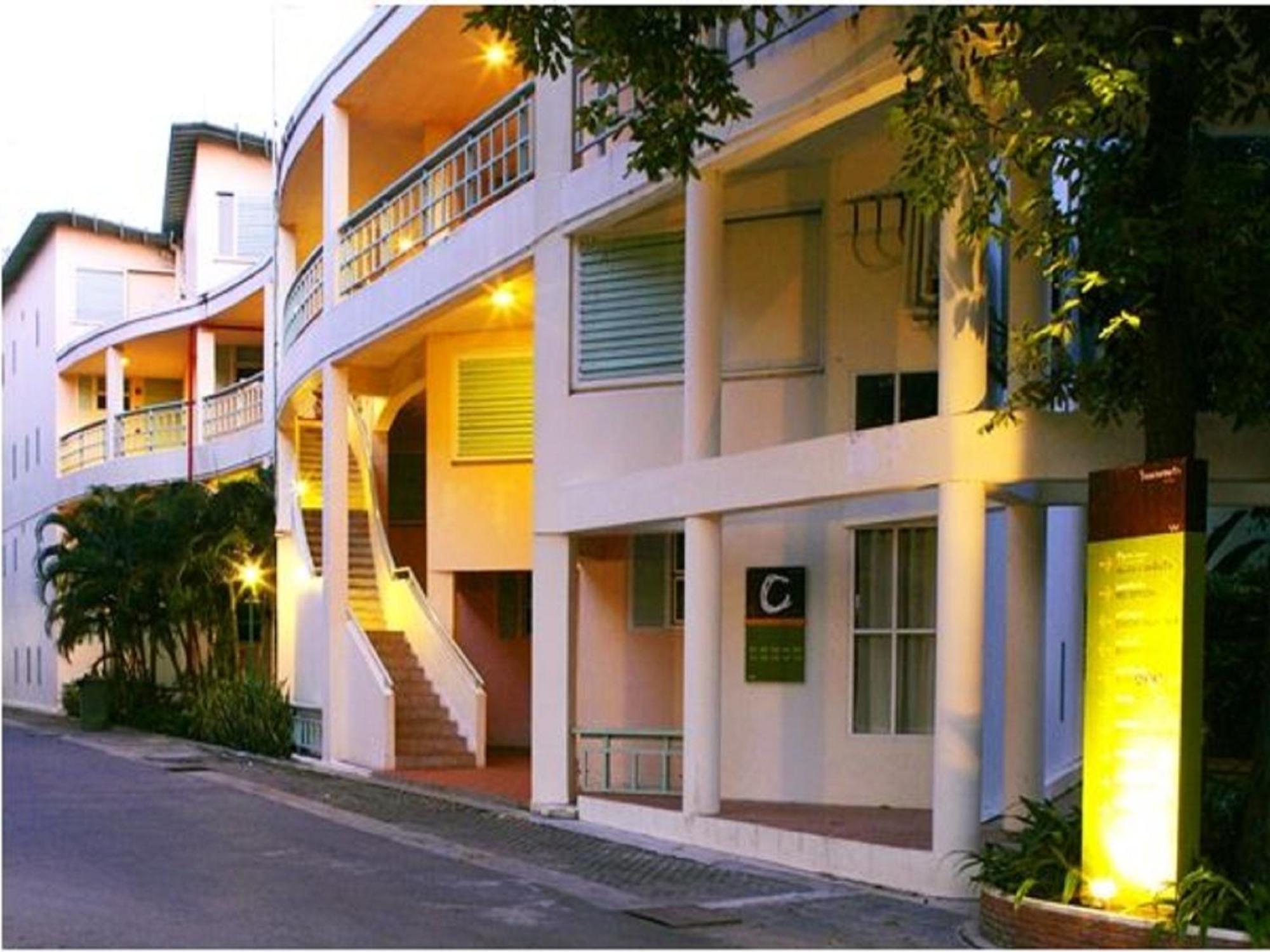 Garden View Duplex