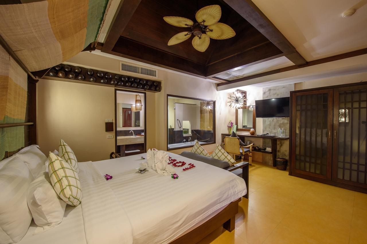Deluxe Villa with Spa Bath