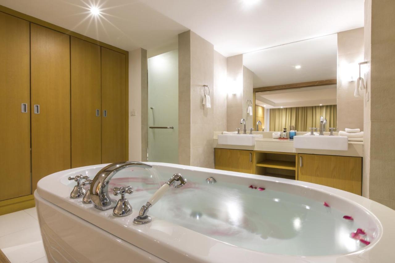 Ocean Pool Suite 4 Bedroom