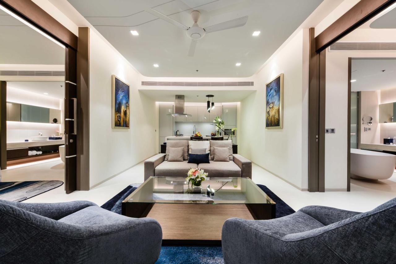 Suite avec Piscine et Jardin