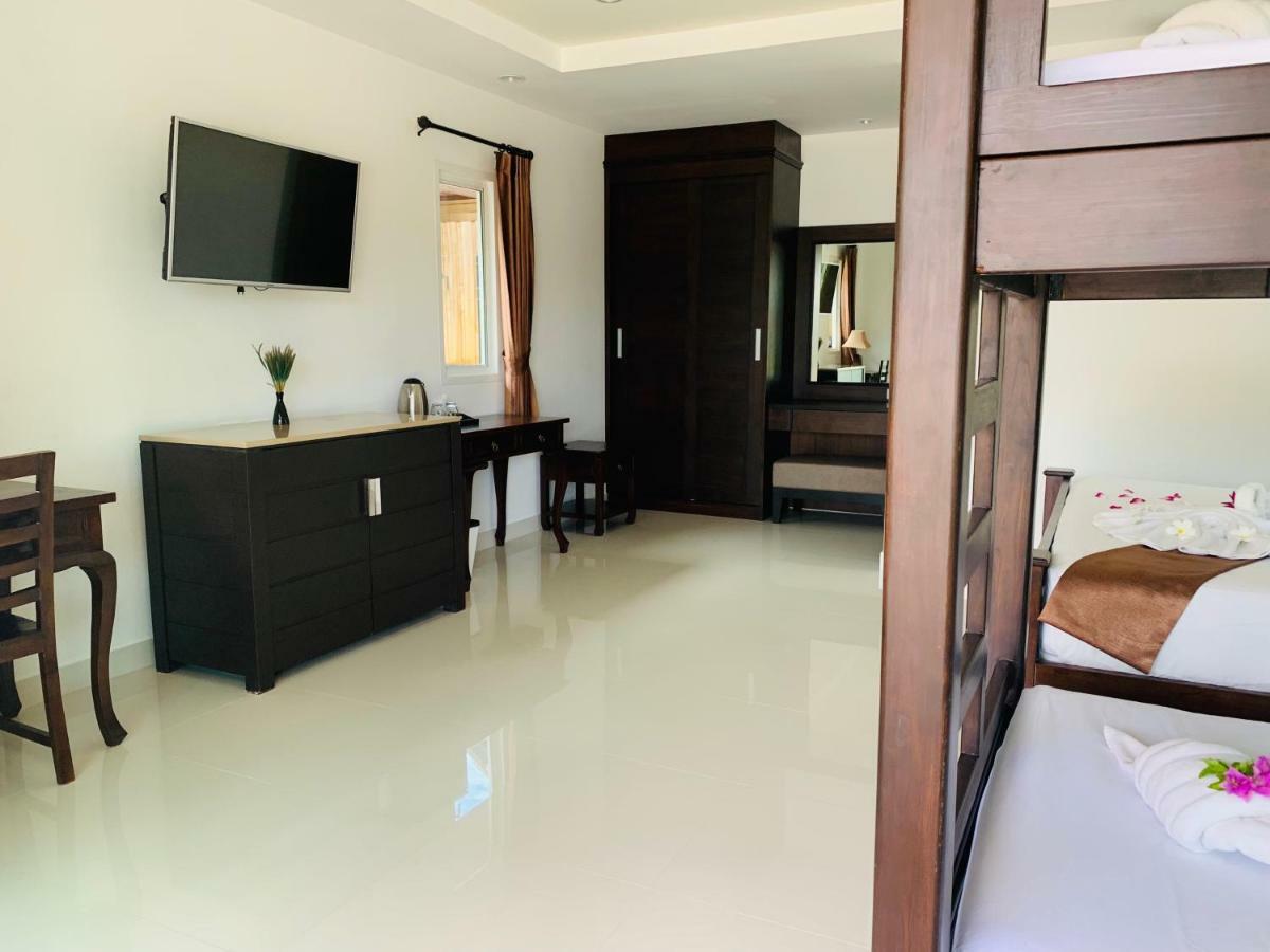 Grand Deluxe Family Suite