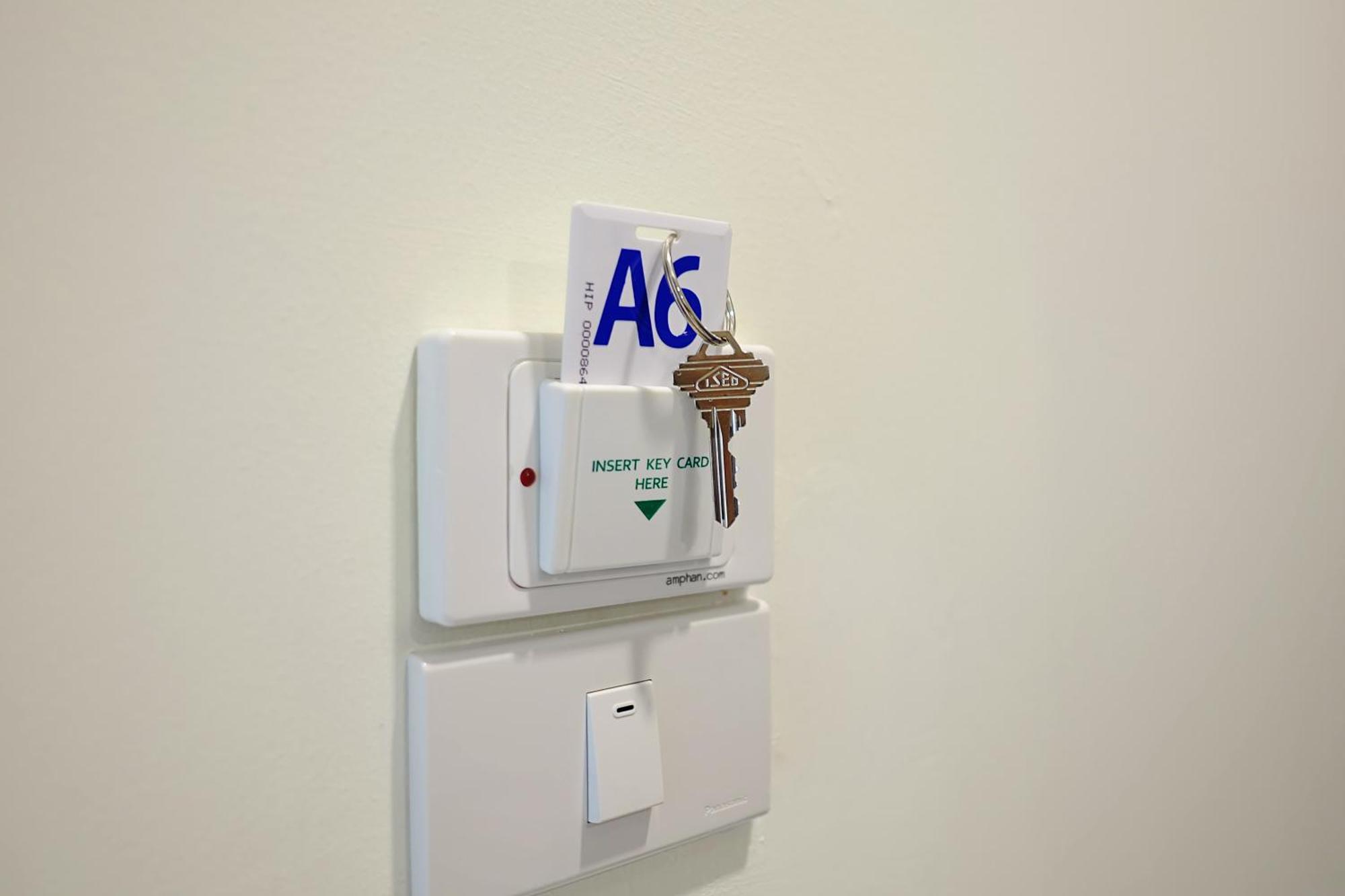 Single Room with Private Bathroom,1215704632:JPEG