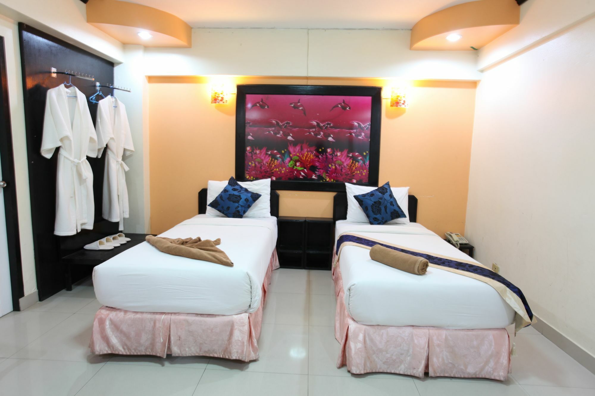 Superior Twin Room