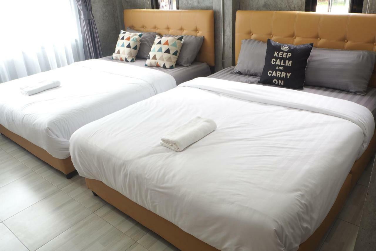 Standard Queen Room Two Queen Beds