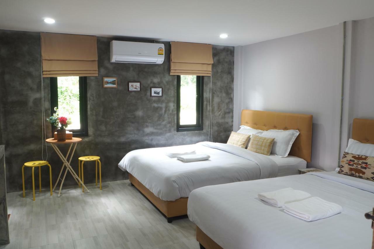 Standard Queen Room Two Queen Beds