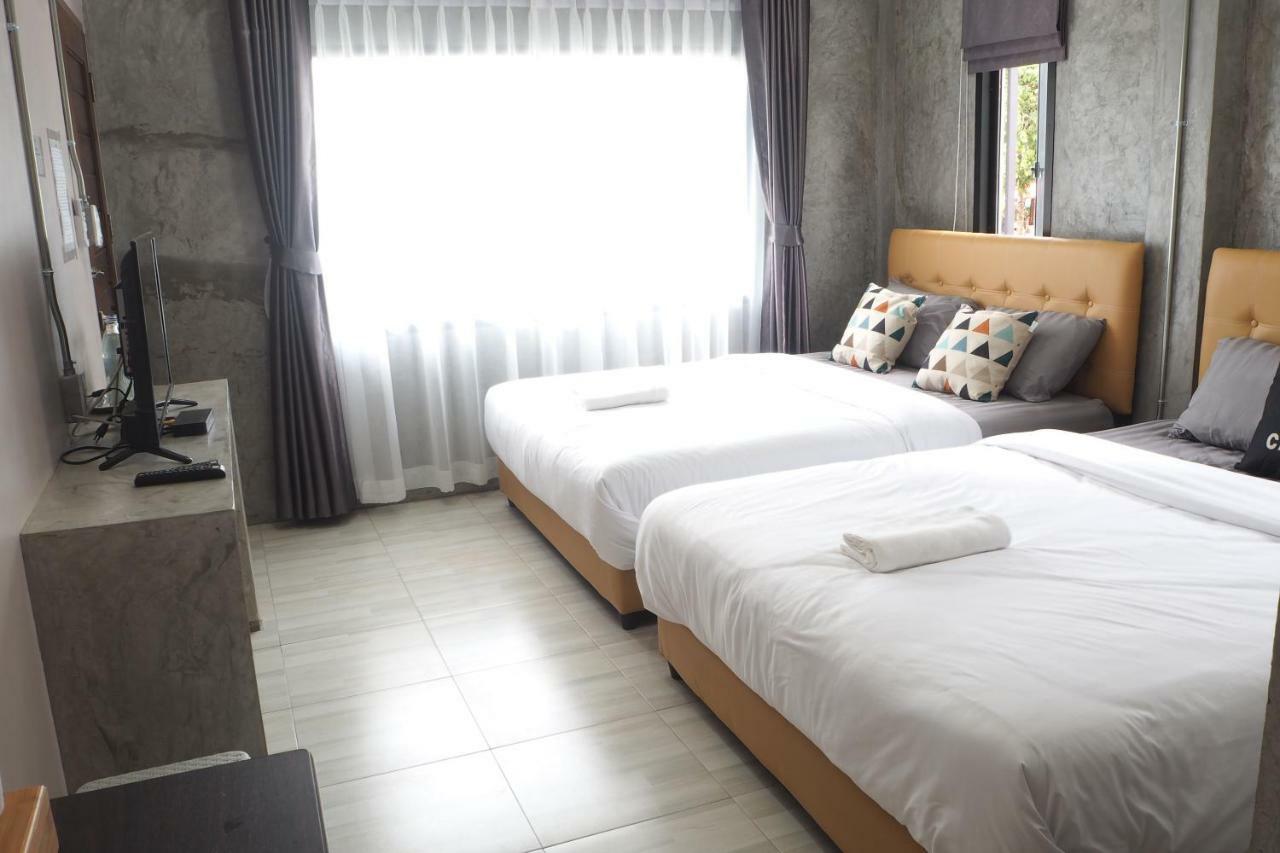 Standard Queen Room Two Queen Beds