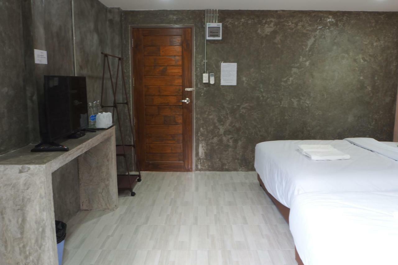 Standard Queen Room Two Queen Beds