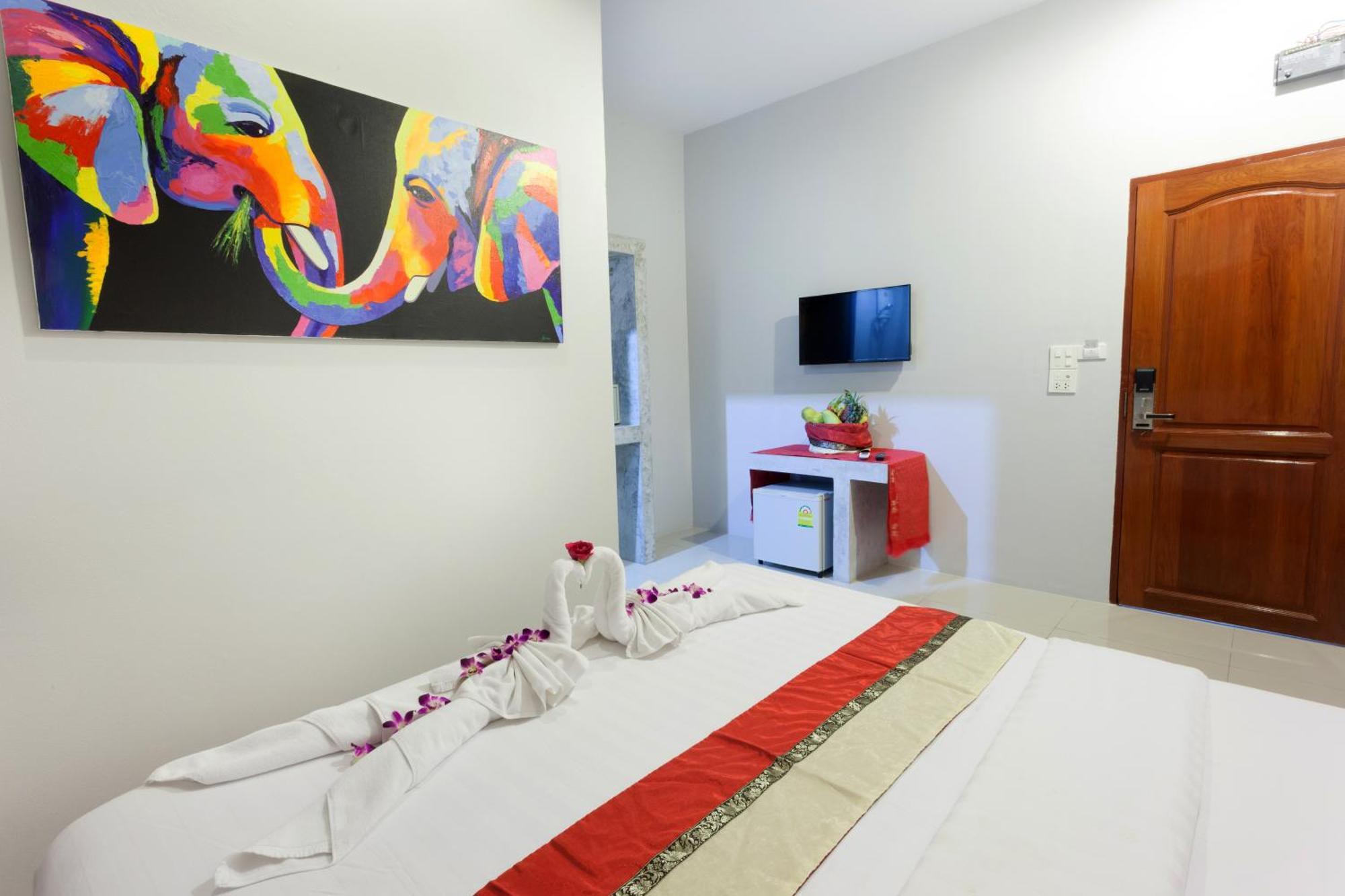 Standard Double Room,902103922:JPEG