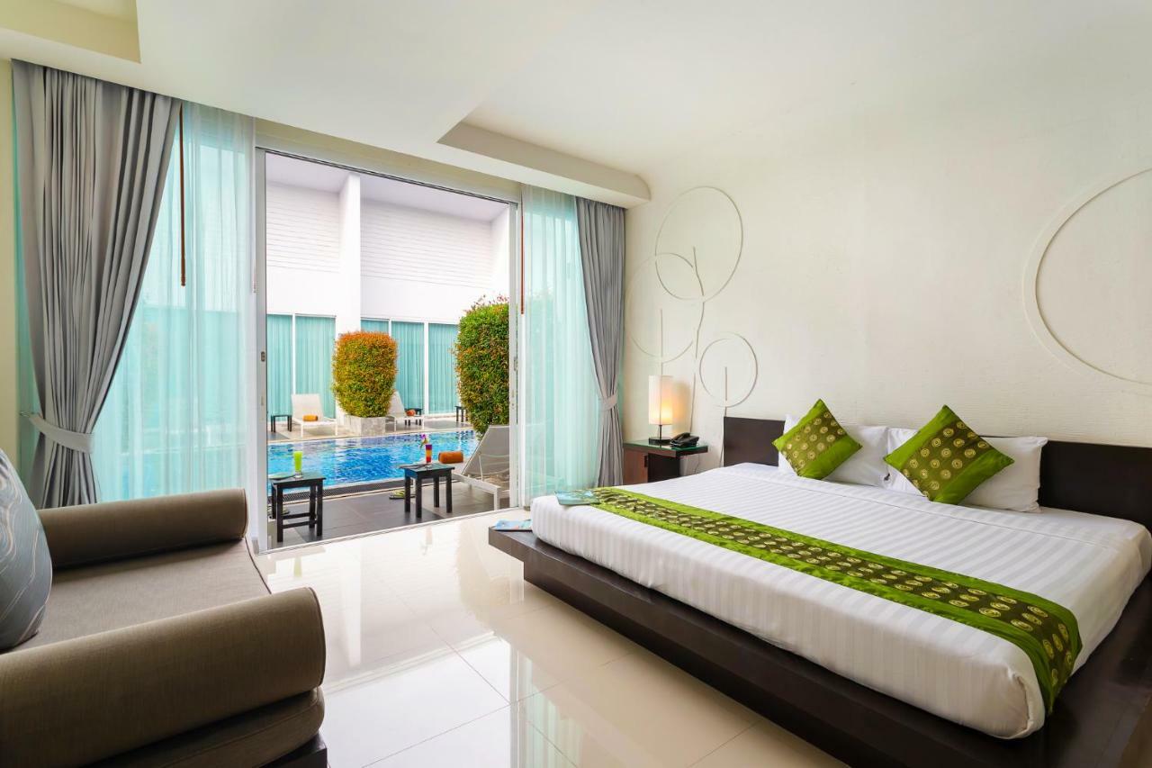 Deluxe Double or Twin Room Pool Access,1274275645:JPEG
