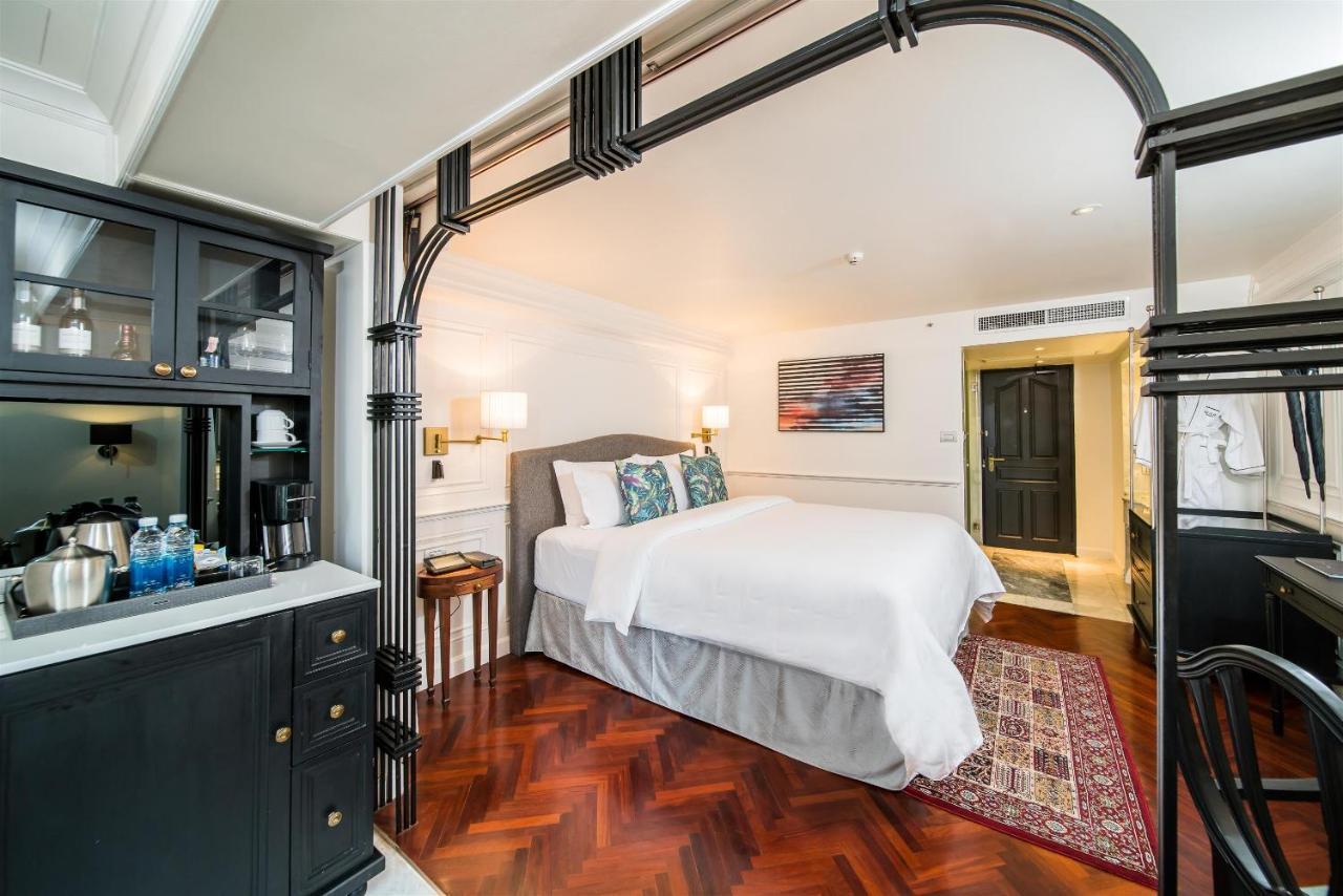 Prarop Deluxe King Room